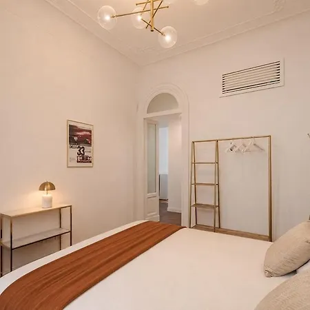 Elegant Liberty Flat - Cadorna, Heart Of Milaan