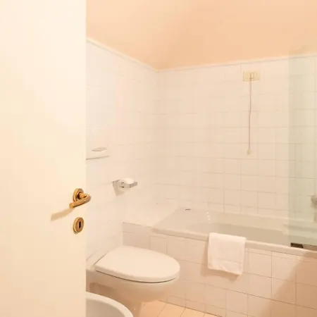 Appartement Fashion District - Centro Citta - Palazzo D'epoca *