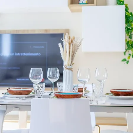 Апартаменты Luxury And Design, 4 Beds With Ac Милан