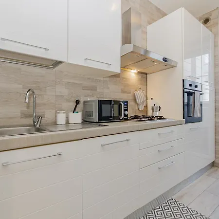 Apartman Floor 16 - Affitti Brevi Italia