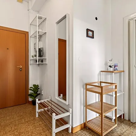 Nido Delle Favole Affori M3, Ac, Balcony, Park Appartement *