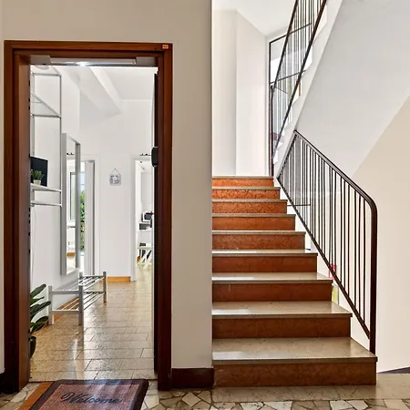 Nido Delle Favole Affori M3, Ac, Balcony, Park Appartement Milaan