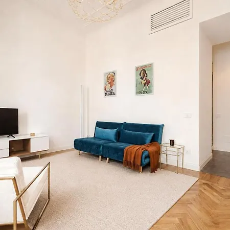 Elegant Liberty Flat - Cadorna, Heart Of Milaan