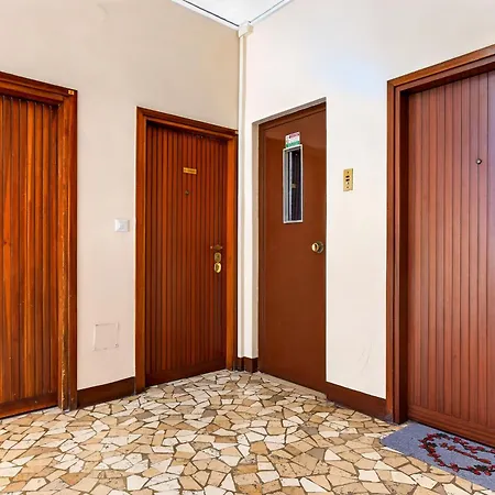 Nido Delle Favole Affori M3, Ac, Balcony, Park Milaan