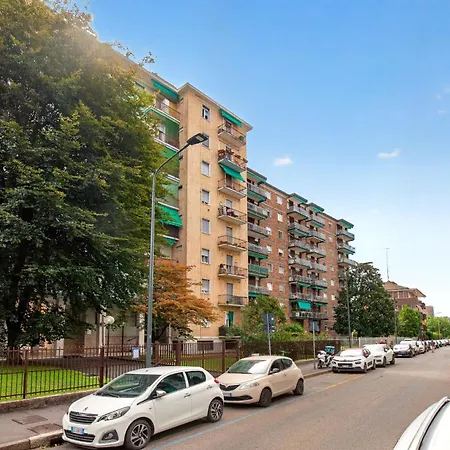 Nido Delle Favole Affori M3, Ac, Balcony, Park Appartement *