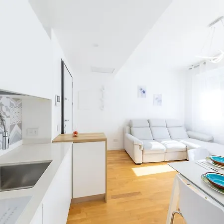 Luxury And Design, 4 Beds With Ac * Милан