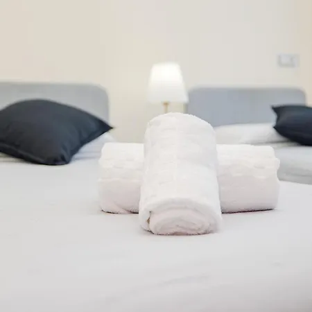 Apartman Floor 16 - Affitti Brevi Italia Milánó