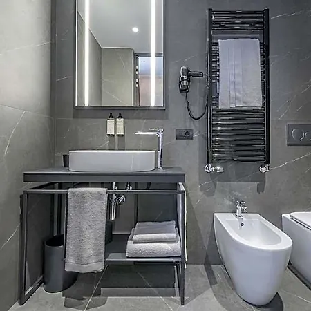 Palazzo Vittoria 4*