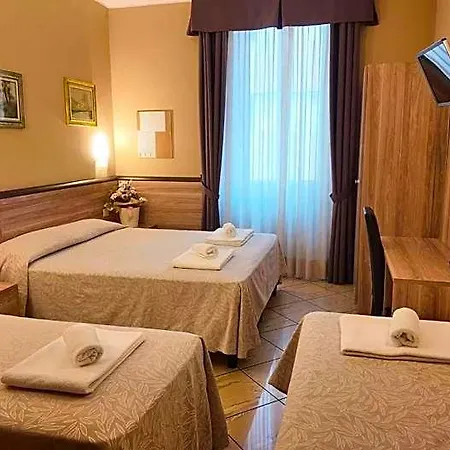 Brianza Hotel 3*