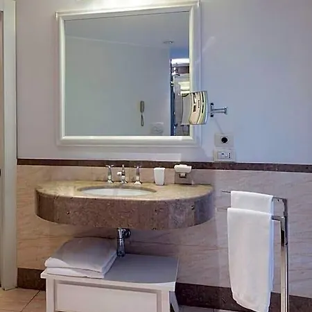 Maison | Esperienze 4*