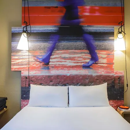 Ibis Centro Otel 3*