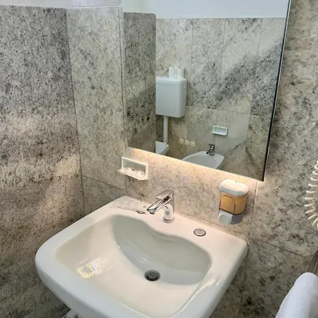 Πανσιόν Bovisa House Private