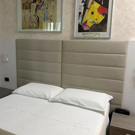 Parma Hotel Milán