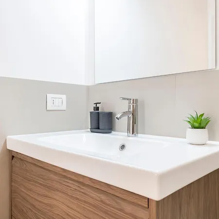 Apartment Easylife - - Tenca 7s - Porta Venezia *