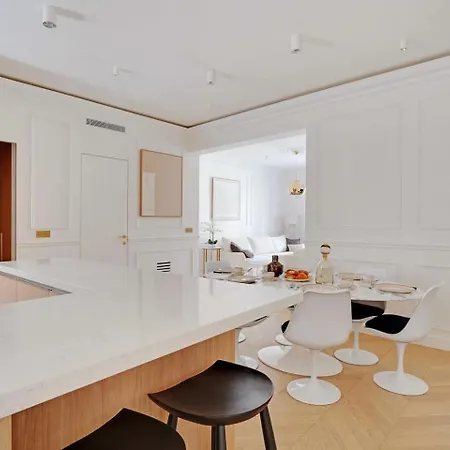 Beautiful In The Center Of Milan Bed and breakfast
