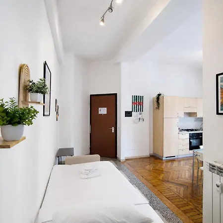 Appartement Big Deluxe Goldoni Duomo M4 Lin Aereoporto Milaan