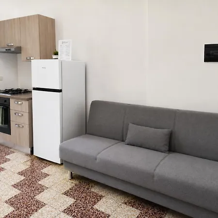 Апартаменты Big Goldoni Bilocale Duomo-m4 Lin Airport *