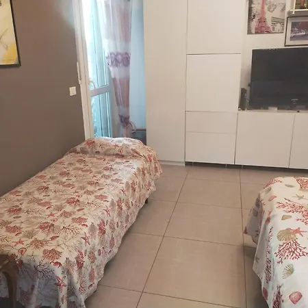 Focolare Domestico Alloggio in famiglia *