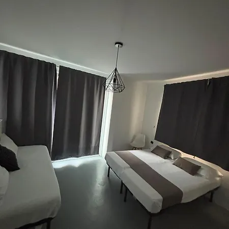 Penzion Classbnb - 4 In Zona Stazione
