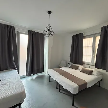 Classbnb - 4 In Zona Stazione Penzion *