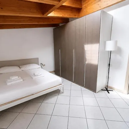 Apartamento Big Skyview Goldoni - Duomo M4 Lin Airport *