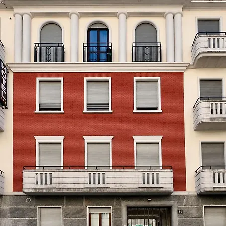 Big Living Goldoni - Duomo M4 Linate شقة