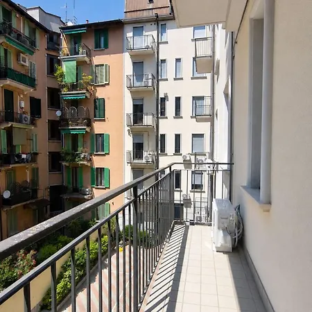 شقة Big Living Goldoni - Duomo M4 Linate *
