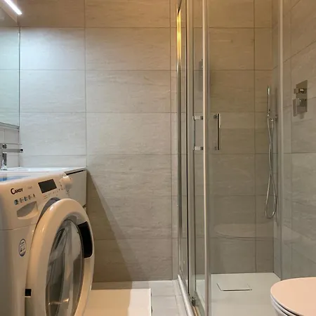 Elegant Bright Living In The Centre Milan