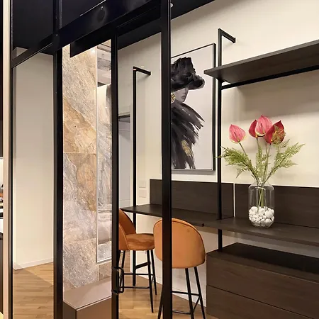 Brera Exclusive Near Duomo アパート *