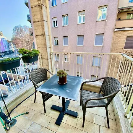 Luxury 2bed-2bath In Location アパート ミラノ