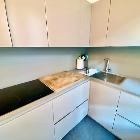 Luxury 2bed-2bath In Location