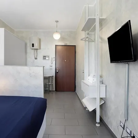 Aparthotel Smart - Milan