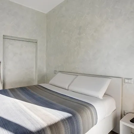 Smart - Aparthotel 3*