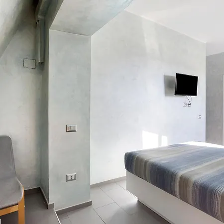 Smart - Aparthotel 3*