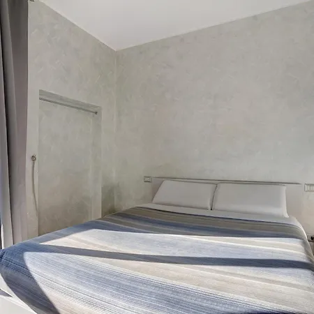 Aparthotel Smart - 3*