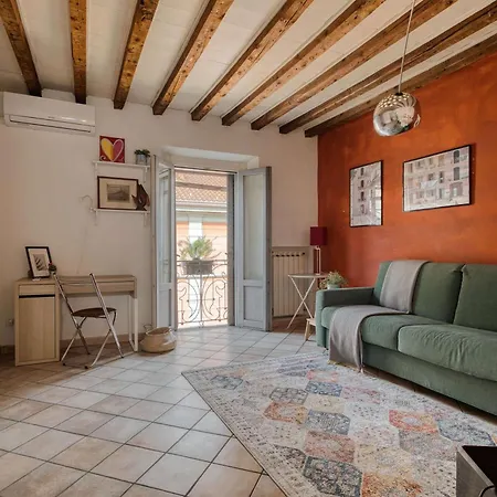Bright 1br With Balcony In Navigli