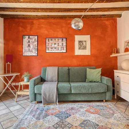 Bright 1br With Balcony In Navigli 아파트
