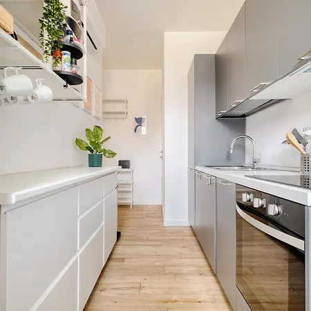 Design Con Soppalco 10' Dal Centro ミラノ