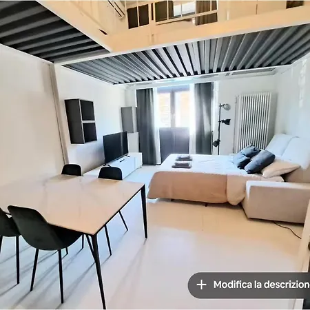 Vercelli-solari, Design District, Metro M1 8min A Piedi מילאנו