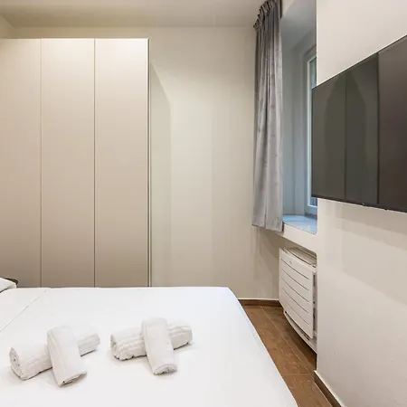 Apartment Porta Venezia Milan