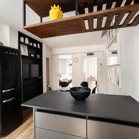 Big Luxury - California M4 Daire Milano