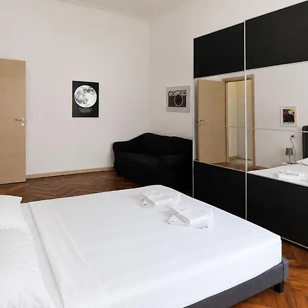 Big Nest Goldoni - Duomo M4 Linate شقة ميلان