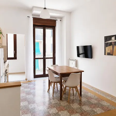 شقة Big Cozy Goldoni-duomo M4 Linate *