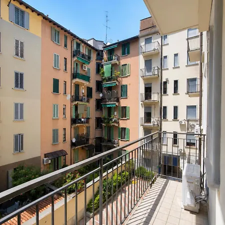 Big Cozy Goldoni-duomo M4 Linate *
