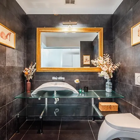 The Boutique - Duomo Luxury - Private Parking - Galleria - Center Appartement *