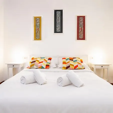 Navigli-metro-moda&design District Ac&self Check-in Milano