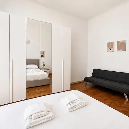 Big Smart Goldoni - Duomo M4 Linate شقة *