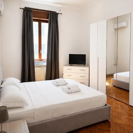 Big Smart Goldoni - Duomo M4 Linate شقة *