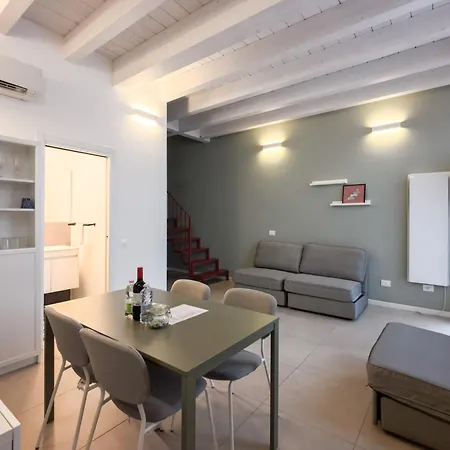 Navigli - Porta Genova Barbavara 7a Milano