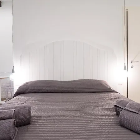 Appartamento Navigli - Porta Genova Barbavara 7a Milano